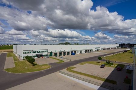 De Care zostaje na dłużej w Prologis Park Błonie i zwiększa wynajmowaną powierzchnię