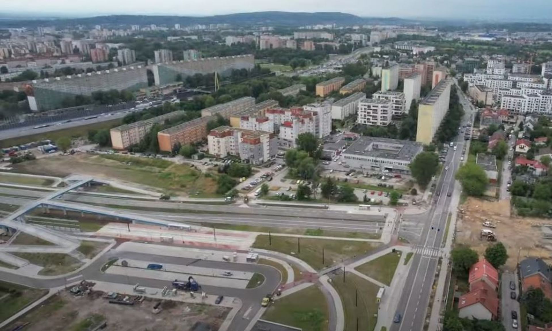 Trwa budowa nowej linii Krakowskiego Szybkiego Tramwaju do Górki Narodowej 