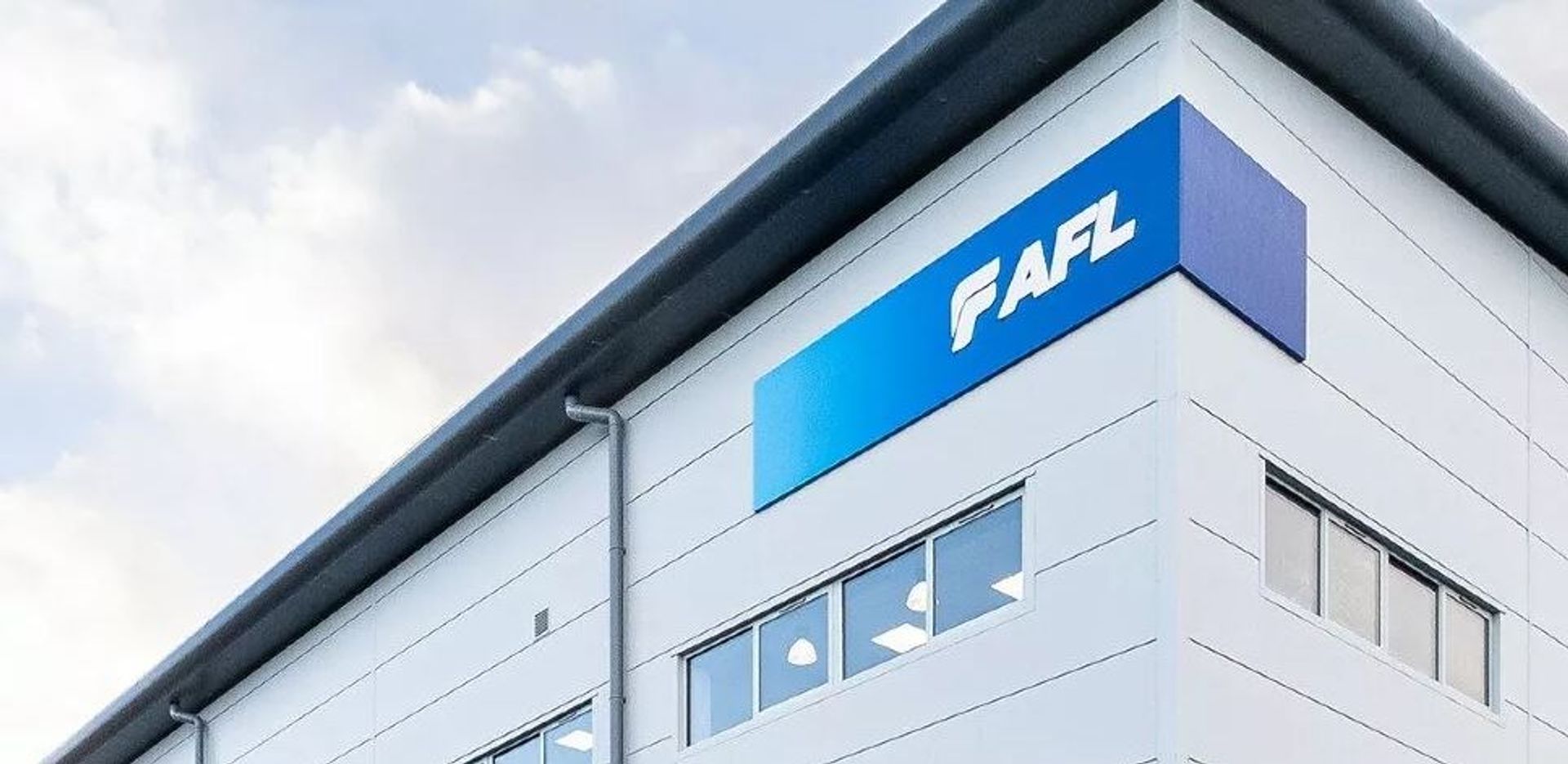Amerykańska firma AFL planuje wybudować w Polsce fabrykę kabli światłowodowych 