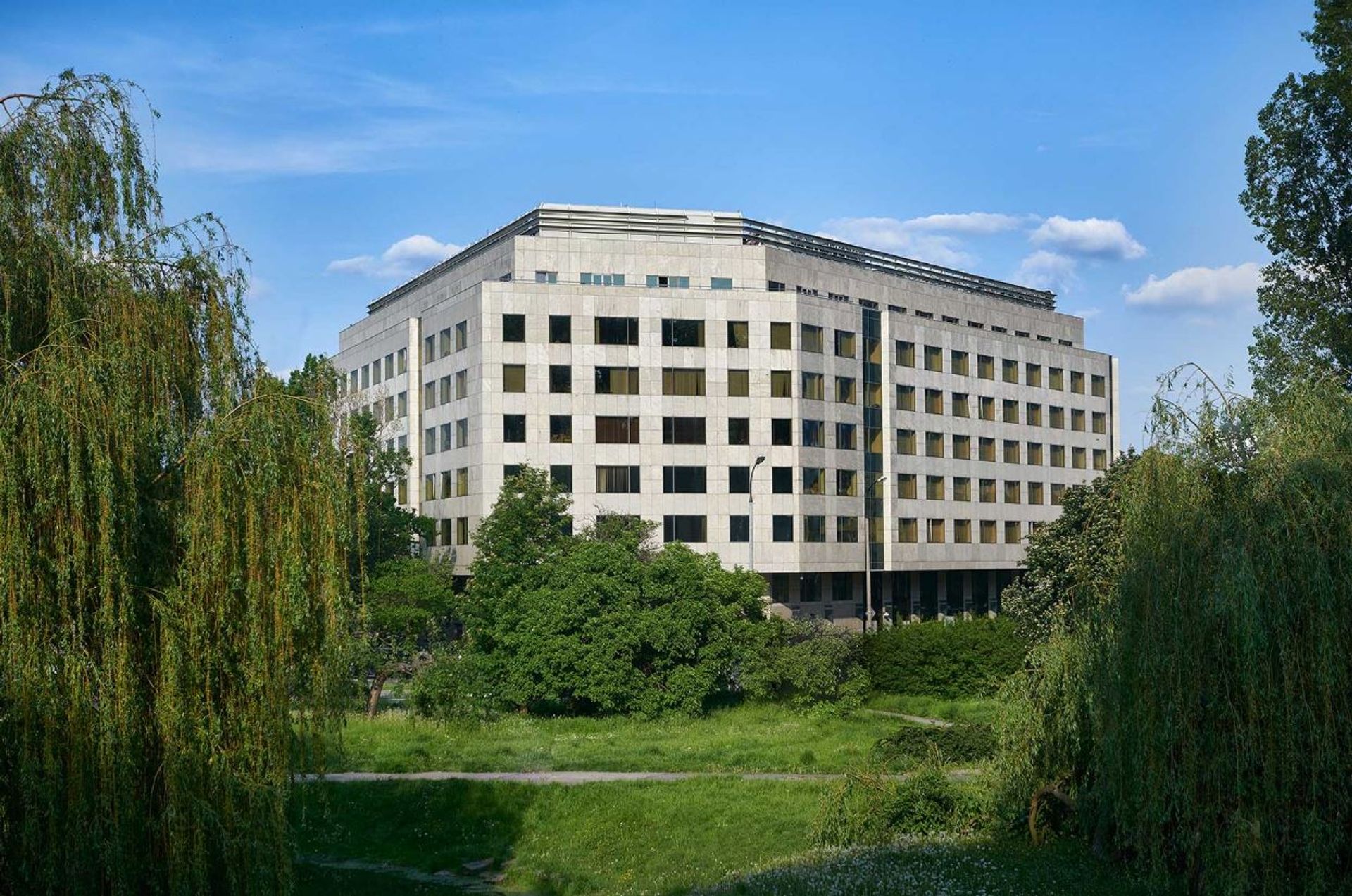 Hotel Regent Warszawa zmieni się w luksusowy J.W. Marriott 