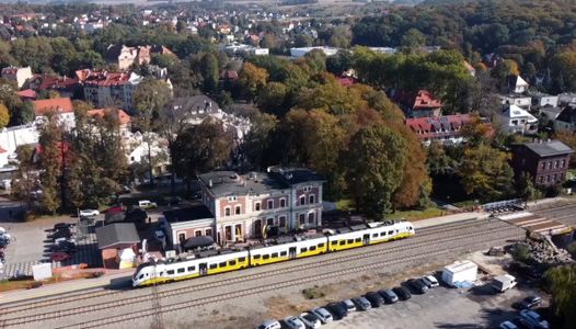 Pociągi na linii 326 z Wrocławia do Trzebnicy przyspieszą do 100 km/h [FILMY]