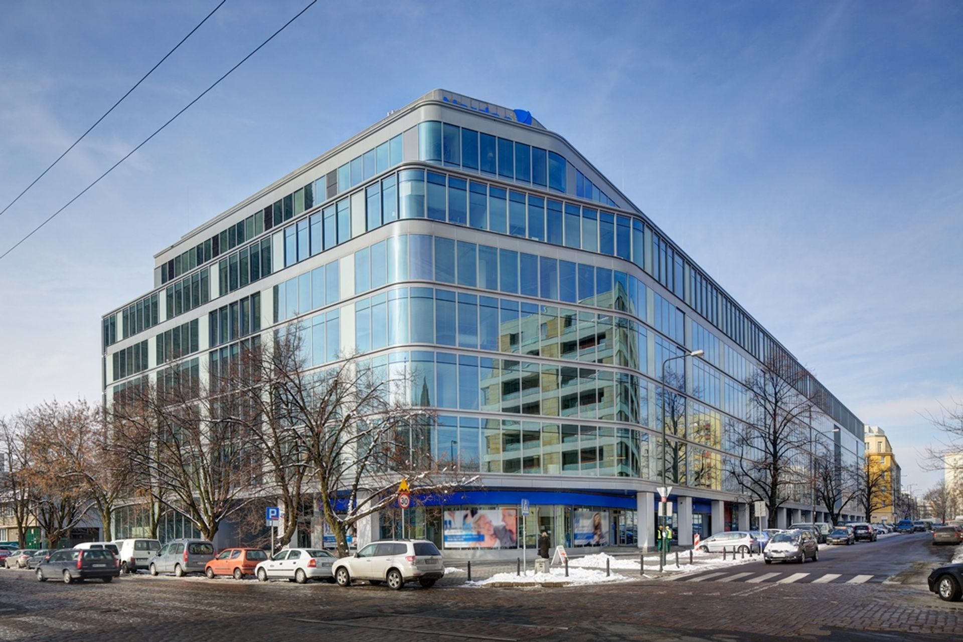  C&W będzie zarządzać dwoma kolejnymi biurowcami funduszu Deutsche AWM w Warszawie