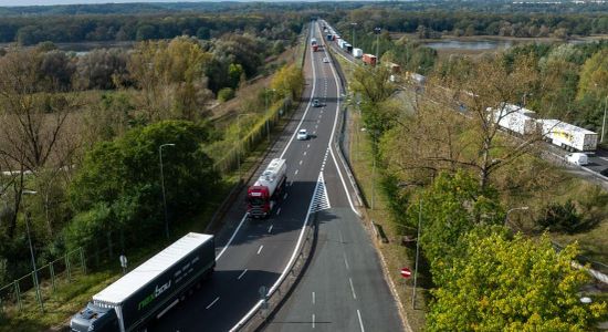 Przygraniczny odcinek jezdni drogi DK2 w Świecku zostanie rozbudowany do parametrów autostrady