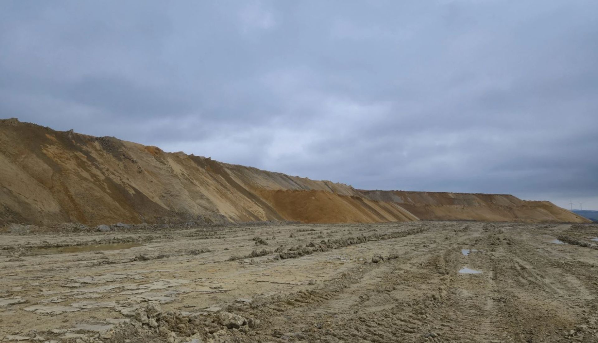 Kolejna inwestycja w kopalni Turów, by Niemcy nie słyszeli hałasu z Polski