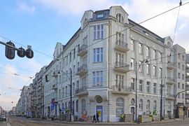 Imponujące remonty w centrum Łodzi w 2024 roku. Kolejne budynki wypiękniały [PODSUMOWANIE]