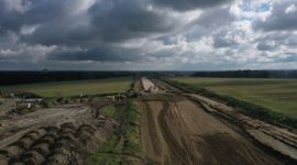 Powstaje odcinek drogi ekspresowej S17 przy granicy z Ukrainą [FILMY]