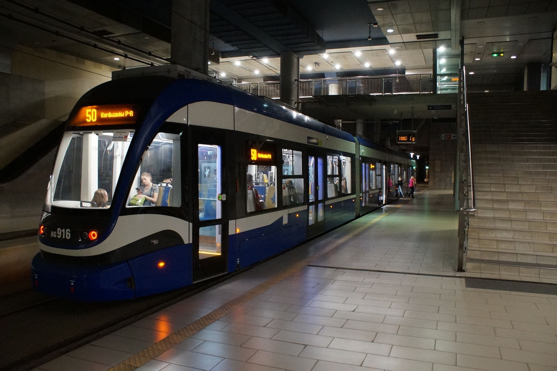 Kraków: Tunel pod Dworcem Głównym ponownie nieprzejezdny