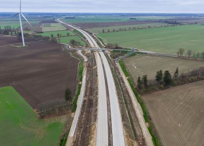 Powstaje odcinek drogi ekspresowej S6 Słupsk - Bobrowniki [FILMY]