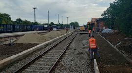 Podróżni na stacji Jawor jeszcze w tym roku zyskają lepszy dostęp do pociągów