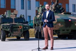 Zainwestowano już ok. 360 mln zł w rozbudowę kompleksu 18. Batalionu Rozpoznawczego w Białej Podlaskiej. Realizowane są kolejne inwestycje wzmacniające bezpieczeństwo w regionie