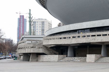 Tarasy i schody Spodka czeka modernizacja