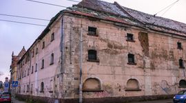 Wrocław: Zabytkowy spichlerz przy Księcia Witolda pozostaje w rękach i2 Development? Prace ruszyły