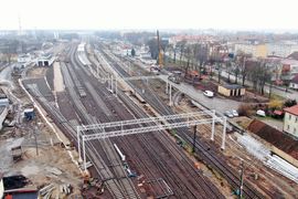 Stacja kolejowa w Ełku będzie lepiej dostępna dla podróżnych dzięki inwestycji PKP PLK S.A. [ZDJĘCIA]