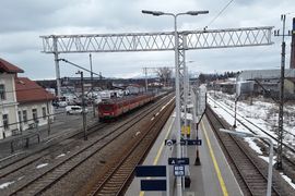 W Poroninie i Nowym Targu dostępniejsze perony ułatwią podróże koleją