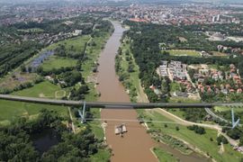 Postępują prace na budowie Alei Wielkiej Wyspy i mostu Wschodniego we Wrocławiu [FILM + WIZUALIZACJE]