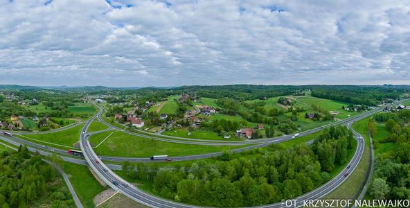 Wybrano wykonawcę, który przygotuje koncepcję poprowadzenia blisko 7 km dodatkowych jezdni wzdłuż zakopianki (DK7), między Krakowem a Głogoczowem