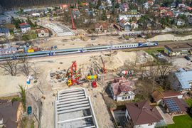 Gotowa jest główna konstrukcja nowego tunelu pod torami w Sulejówku [ZDJĘCIA]