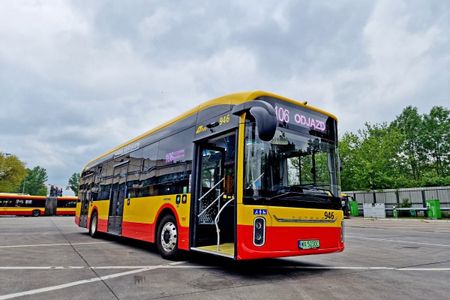 Na ulicach Warszawy pojawią się kolejne nowe autobusy elektryczne!