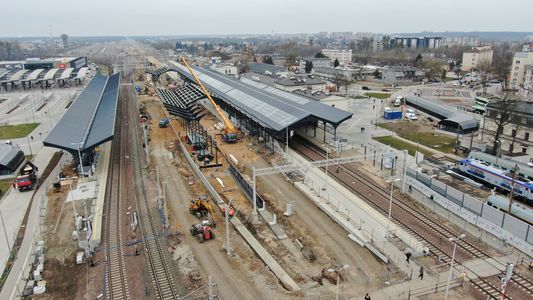 Kolejne ponad 2,1 mld zł unijnego dofinansowania dla Polski na realizację projektów transportowych