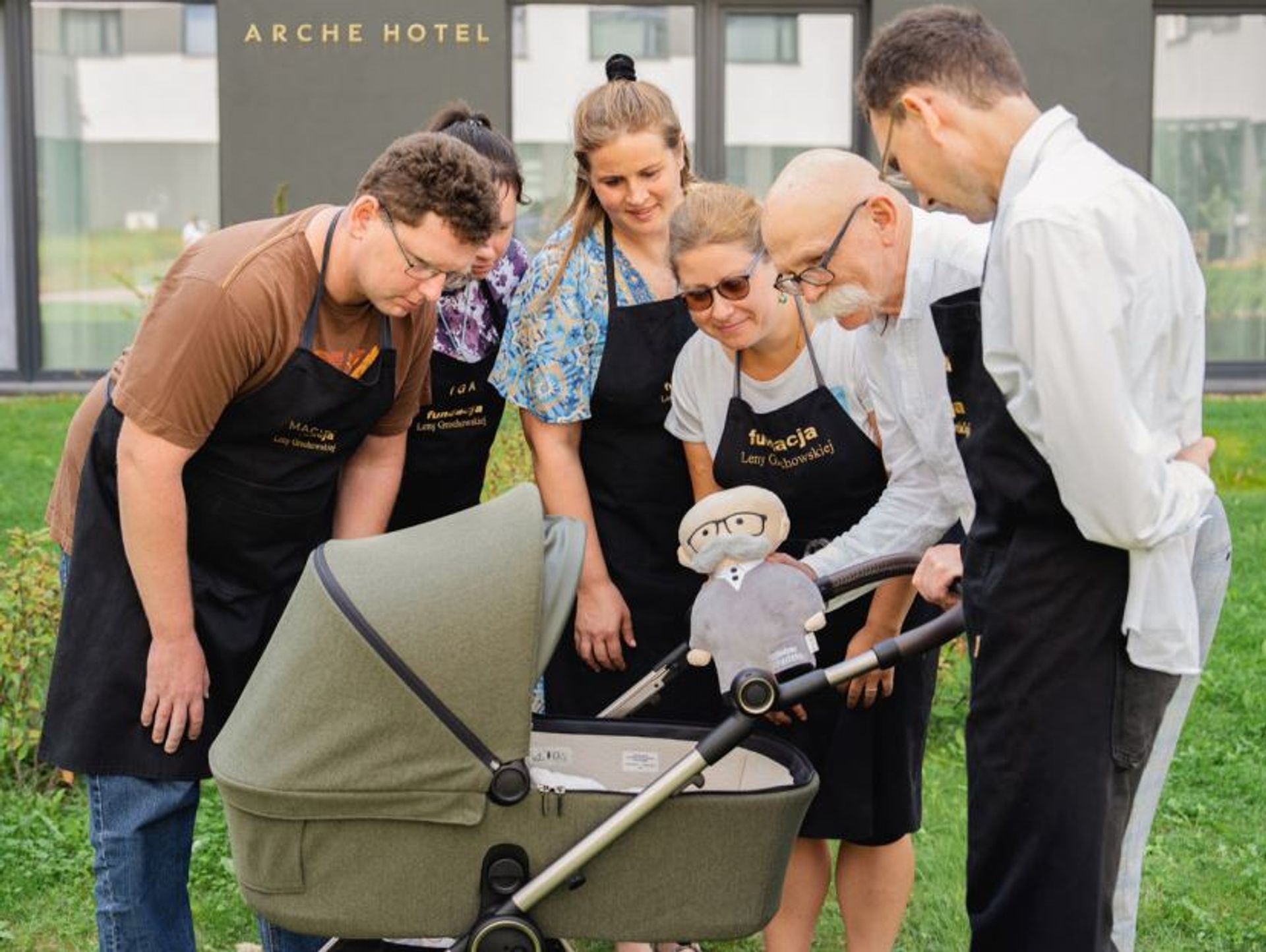 "Arche Pokolenia": Grupa Arche uruchamia program wspierający dzietność w Polsce