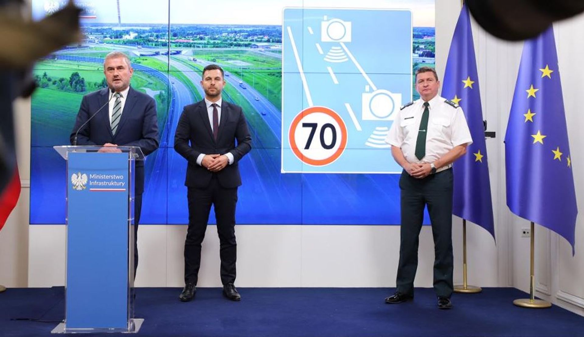 Na autostradach i drogach ekspresowych w Polsce pojawi się nowy znak