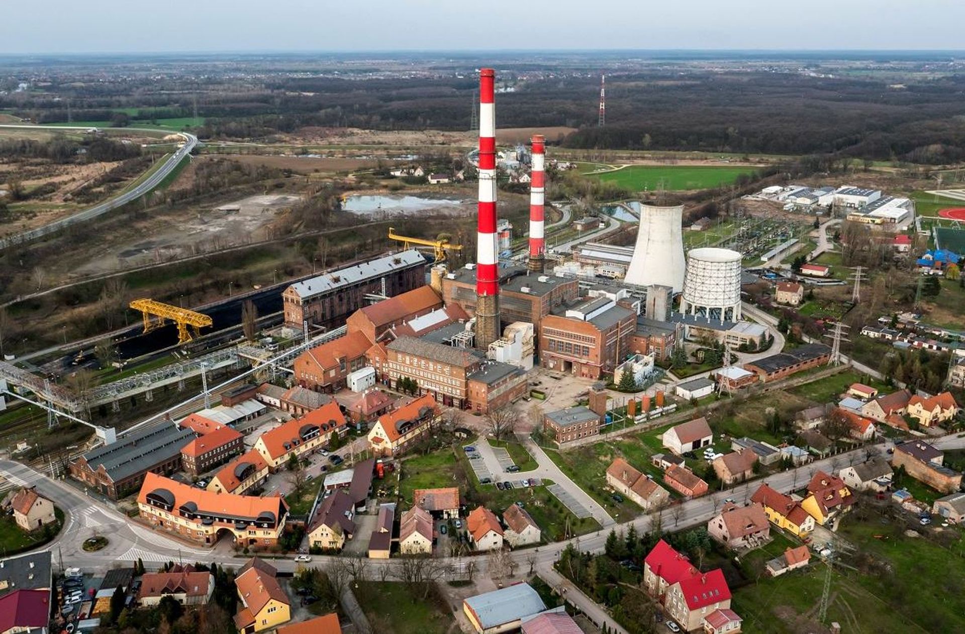 Zabytkowa ponadstuletnia elektrociepłownia pod Wrocławiem wkracza w erę cyfrową