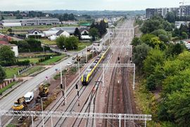 PKP Polskie Linie Kolejowe – więcej możliwości dla pasażerów od 30 sierpnia. Krócej, szybciej, wygodniej