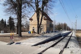 Trwa remont linii kolejowej z Wrocławia Sołtysowic do Jelcza Miłoszyc. Pociągi pasażerskie pojadą pod koniec roku