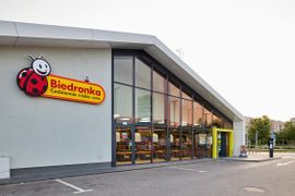 Biedronka udostępnia przestrzenie komercyjne do wynajęcia