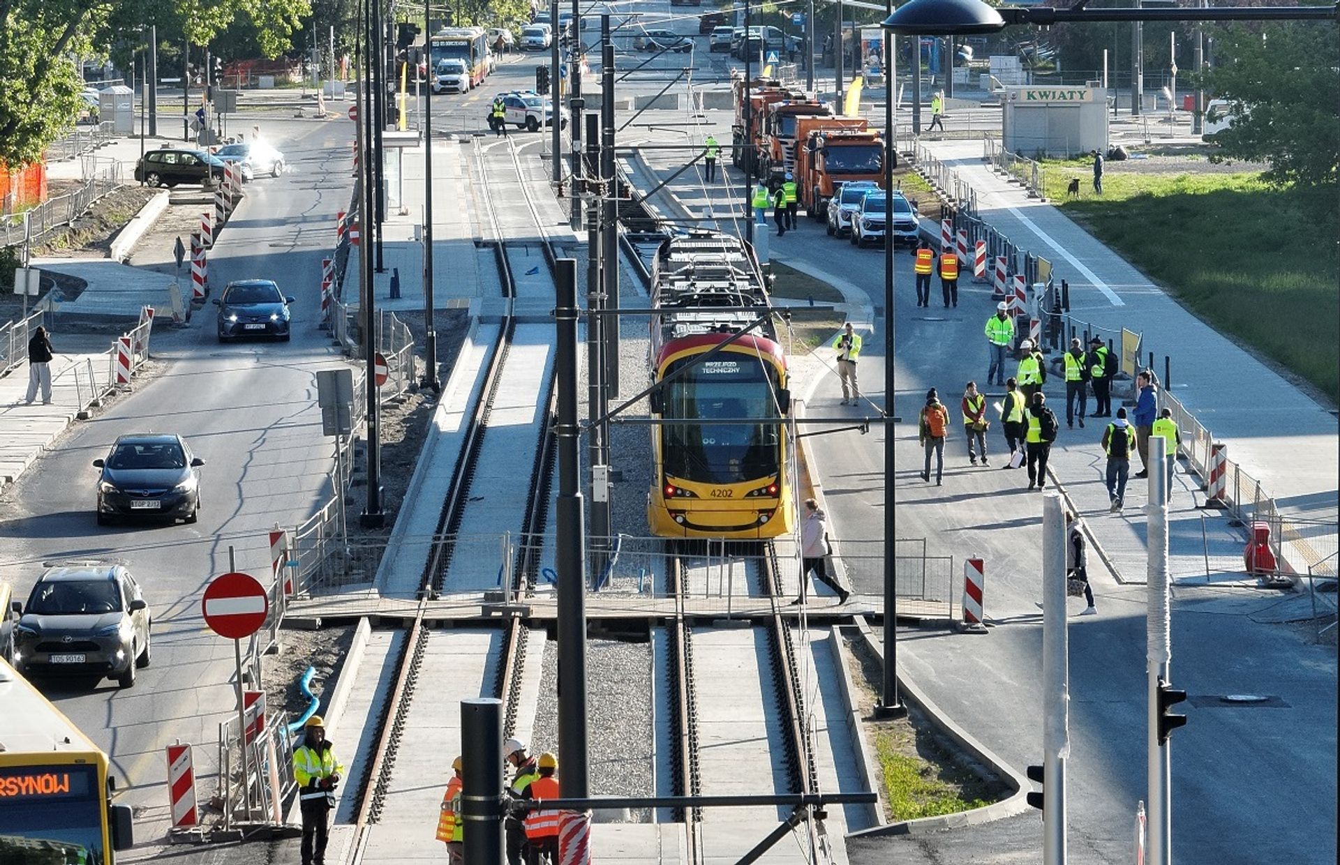 WARSZAWA: Trasa tramwajowa na Stegny niemal gotowa