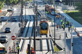 WARSZAWA: Trasa tramwajowa na Stegny niemal gotowa