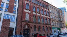 Wrocław: Farmexim nadbuduje zabytkową przyklasztorną szkołę przy ulicy Stysia