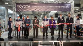 Toyota podwaja w Wałbrzychu produkcję elektrycznych napędów hybrydowych do modelu Yaris