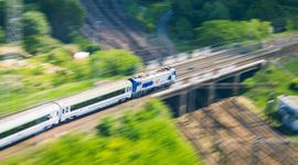 Ponad pół miliarda złotych dla PKP Intercity na zakup nowego taboru w ramach programu FEnIKS