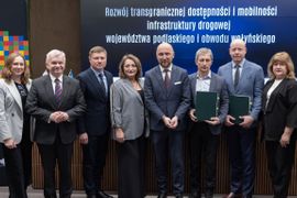 Podlaskie i Wołyń: Polacy i Ukraińcy razem wyremontują drogi. Korytarze solidarnościowe na wschód