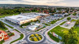 Handel przyciągnął jedną trzecią inwestycji. Rozwija się przede wszystkim w małych miastach