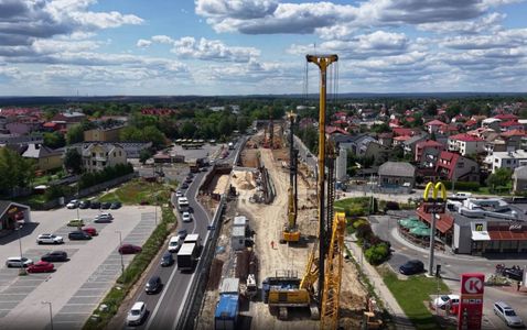 Nowe drogi na południu Polski. NDI prowadzi prace na trzech ważnych inwestycjach [FILM]