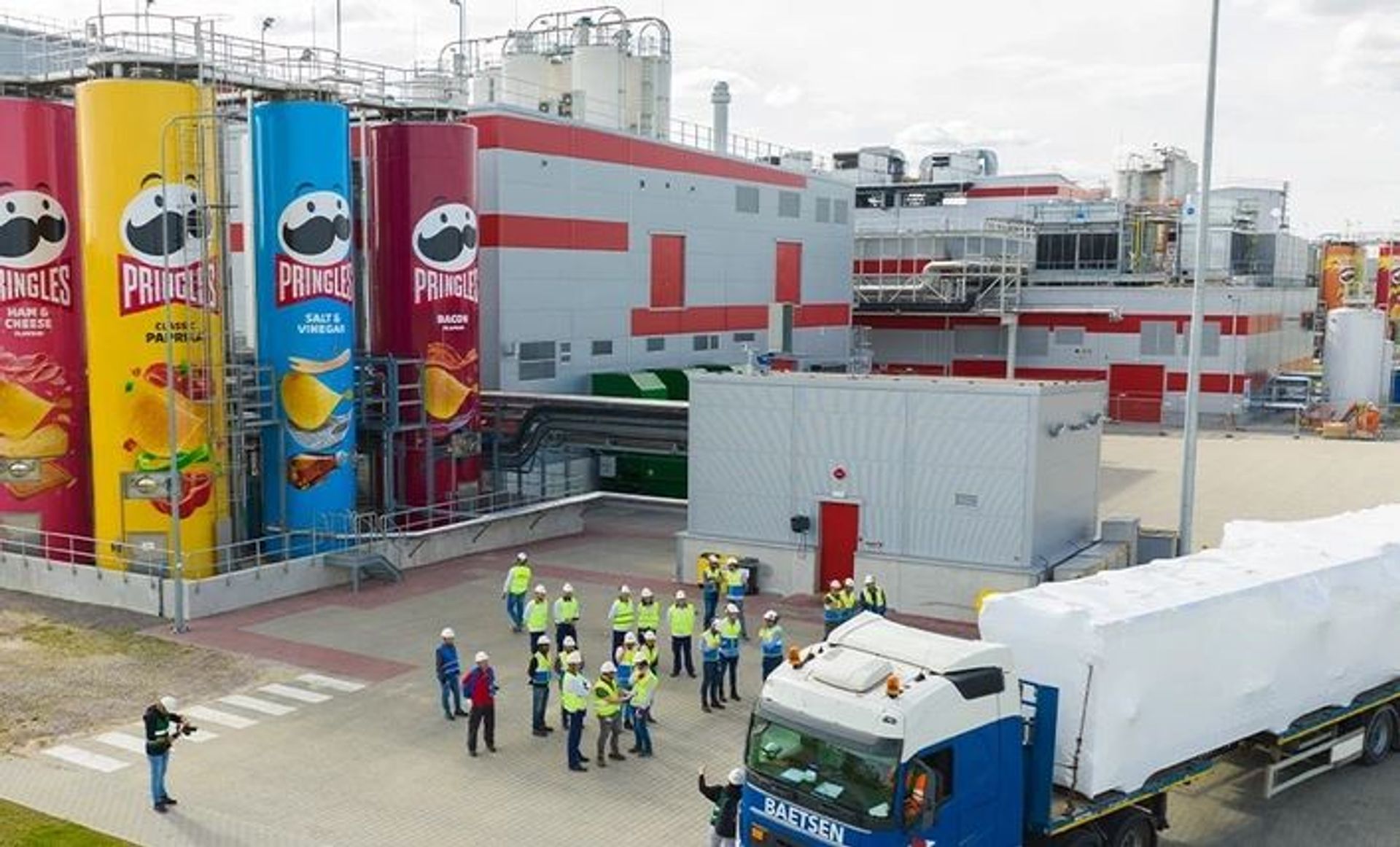 Kellogg inwestuje 275 mln zł w polską fabrykę słynnych przekąsek Pringles 