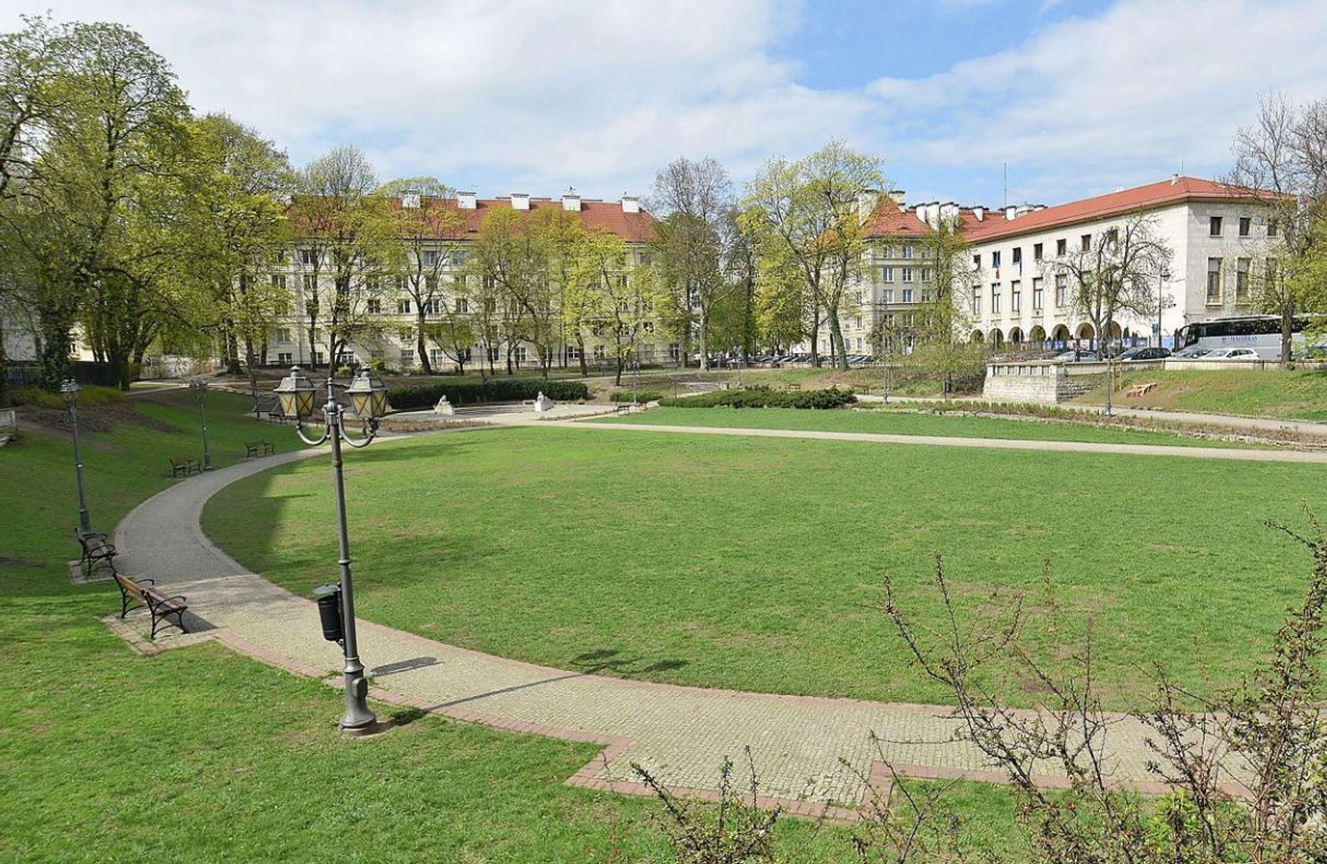 Historyczny park Dolina Szwajcarska w Warszawie trafił do rejestru zabytków