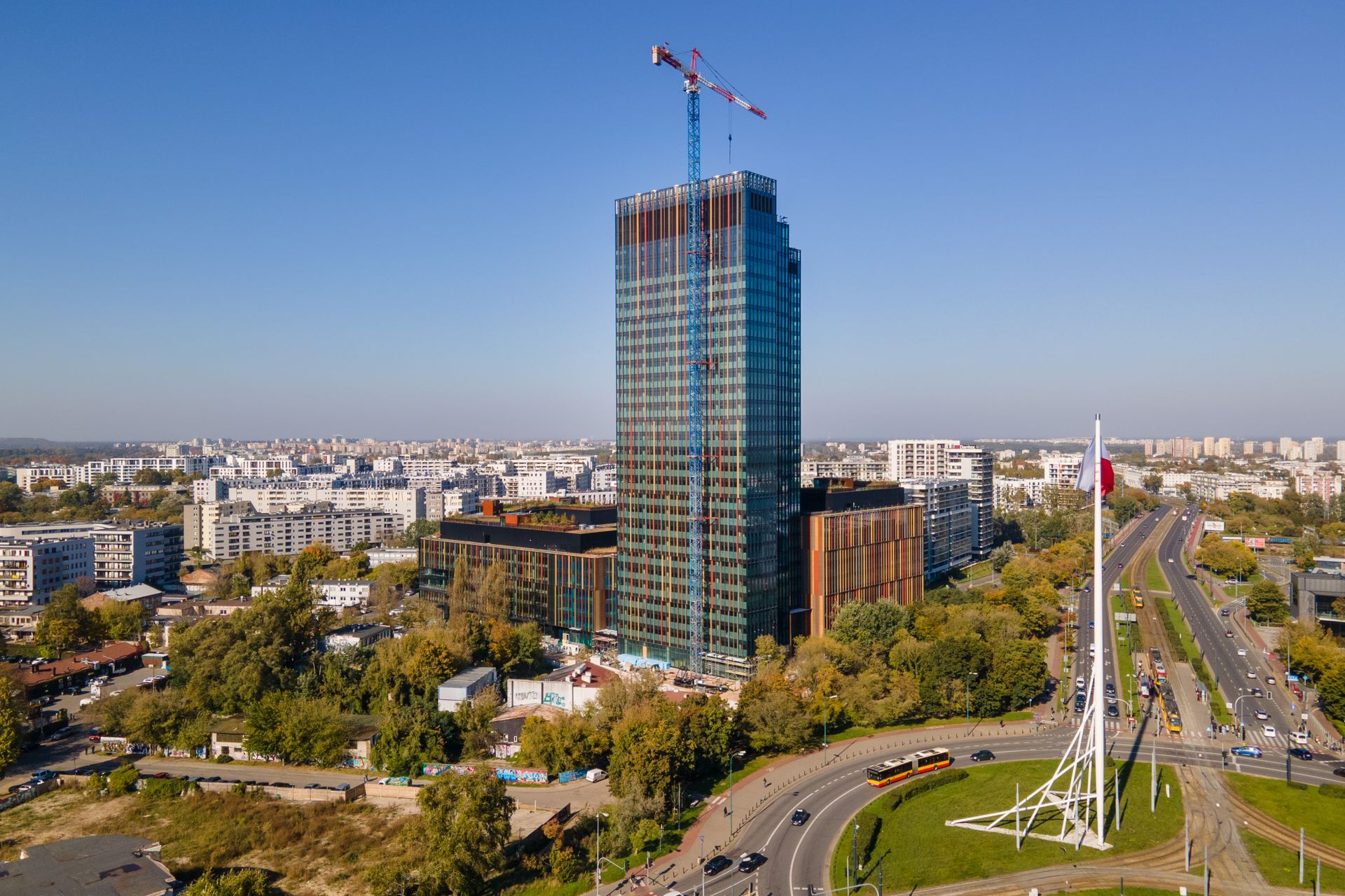Warszawa: Przy ulicy Burakowskiej trwa budowa 120-metrowego wieżowca Forest 