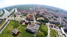 [Wrocław] Ruszają przygotowania do inwestycji w Browarze Piastowskim. Rozbiorą portiernię