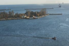 Przebudowa Nabrzeża Pomocniczego w Porcie Gdynia wchodzi w etap realizacji