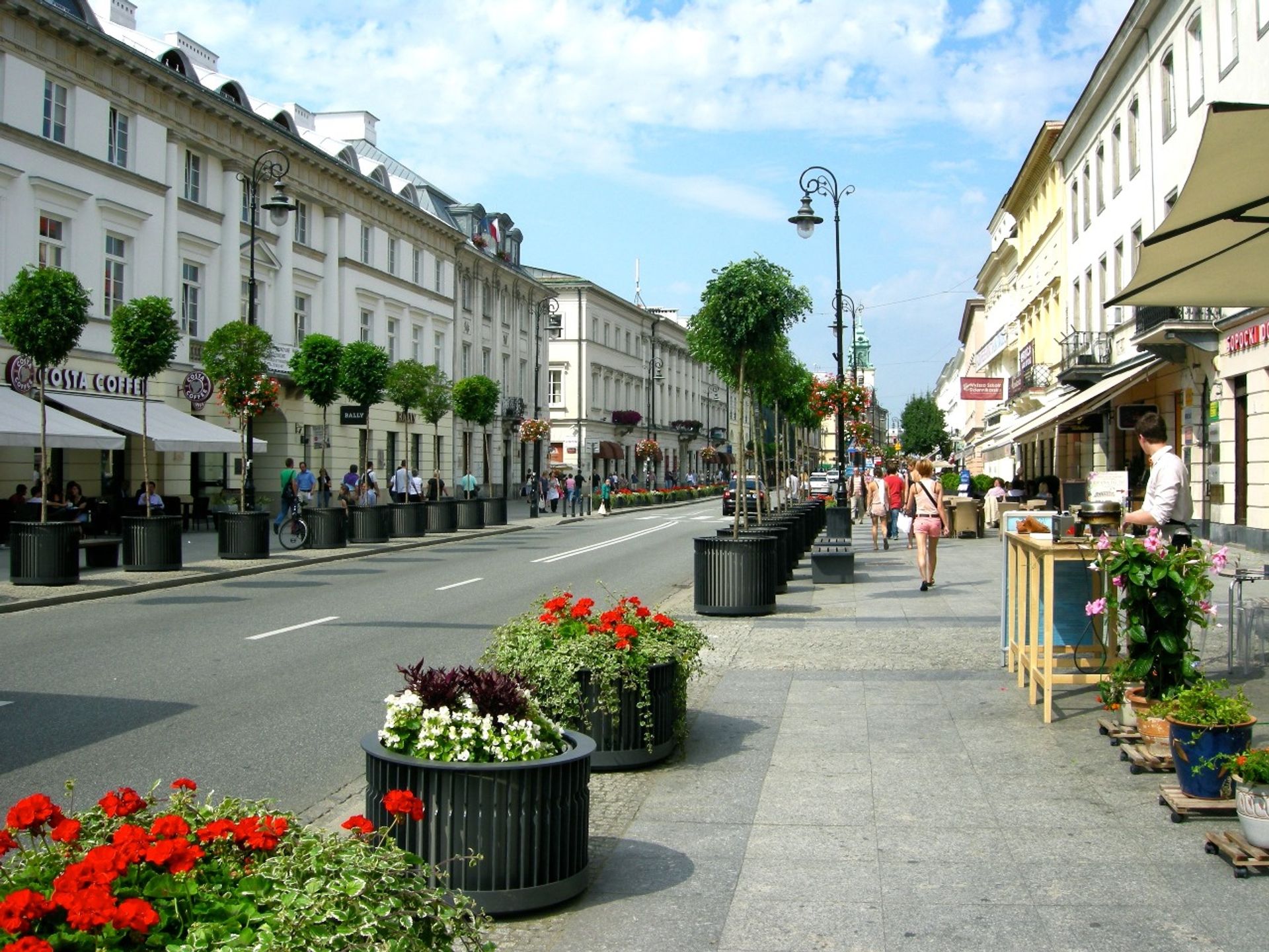  Nowy Świat najdroższą ulicą handlową w Polsce i 45. na świecie
