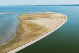 Polsce przybywa nowy teren. Na Pomorzu trwa budowa Wyspy Estyjskiej, sztucznej wyspy refluacyjnej na Zalewie Wiślanym [FILMY]