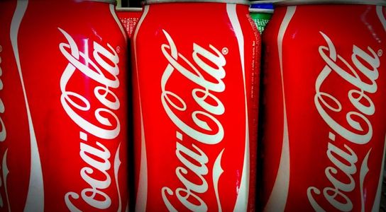 Coca-Cola chce rozbudować zakład w Niepołomicach pod Krakowem. Mieszkańcy i gmina protestują