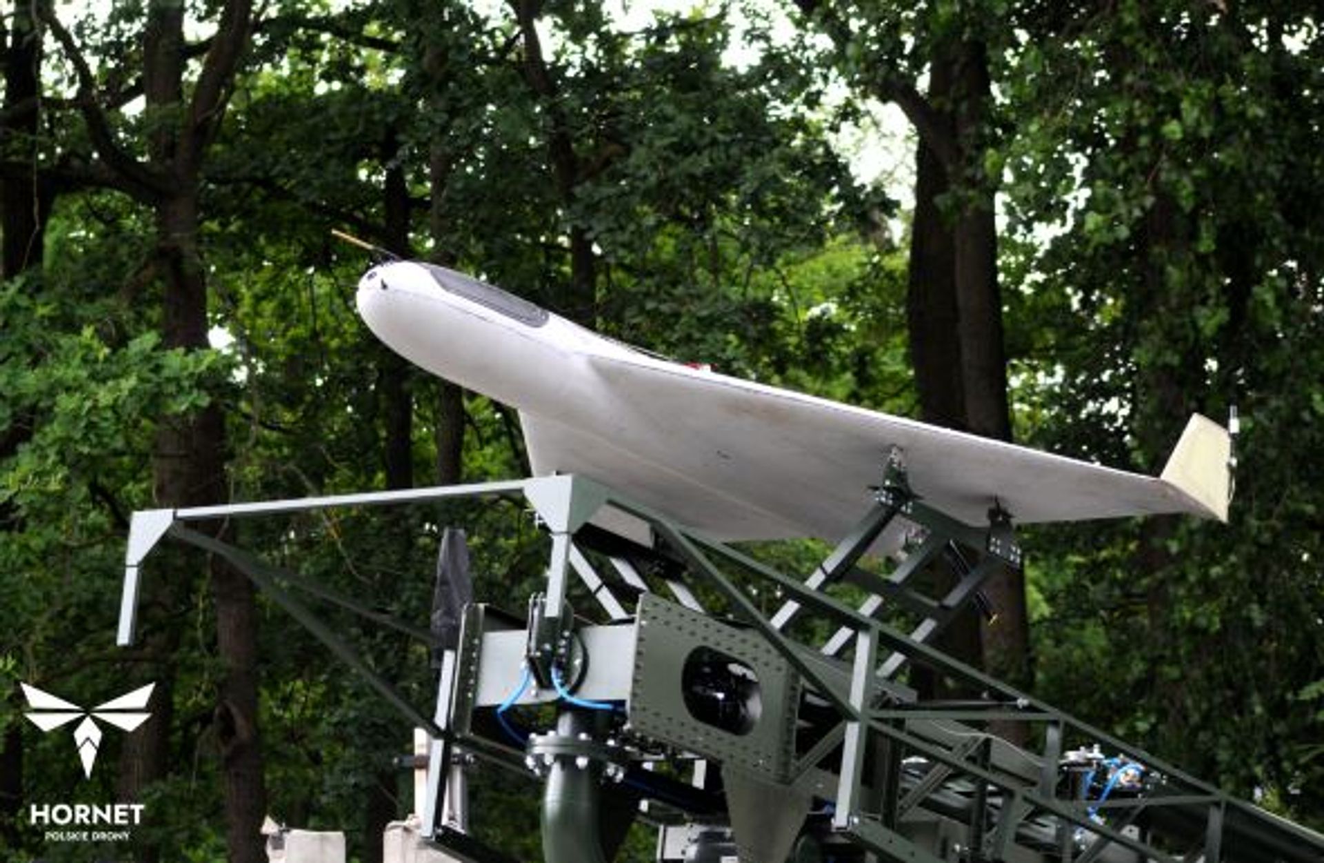 Polski bezzałogowy powietrzny system uzbrojenia (BPSU) Hornet wkracza w fazę przemysłową projektu