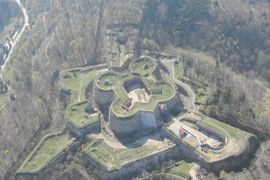 Dolny Śląsk: Ruszył wielki remont zabytkowej Twierdzy Srebrna Góra