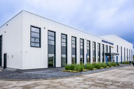Ryanair otworzył Centrum Szkoleniowe Załóg w Krakowie za 130 mln euro!