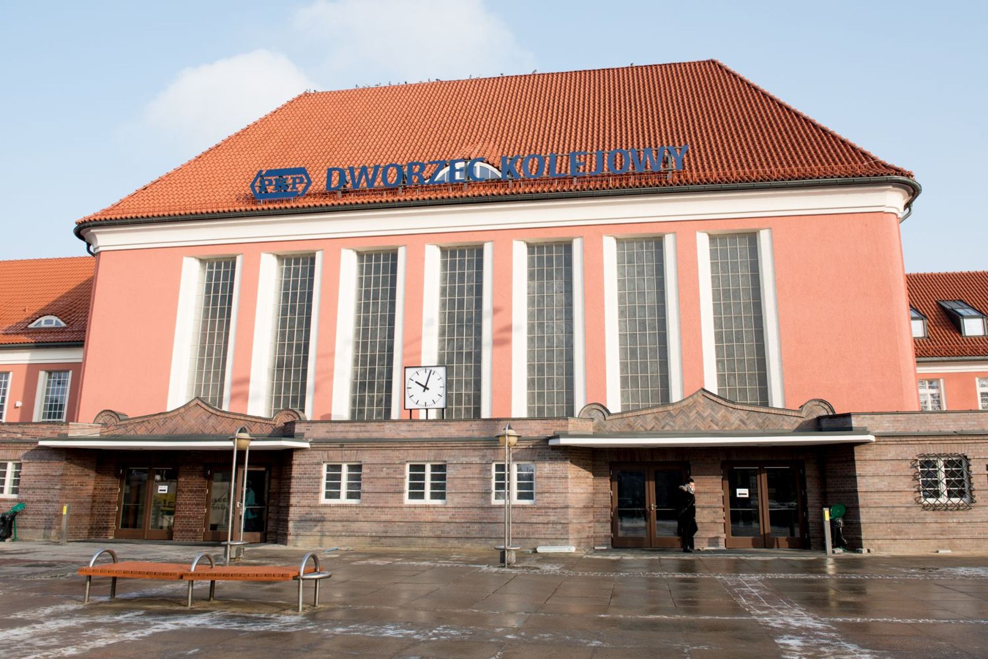  Dworzec i stacja w Gliwicach po modernizacji