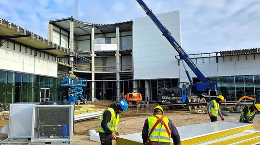 Na budowie Koszalin Power Center zawisła wiecha